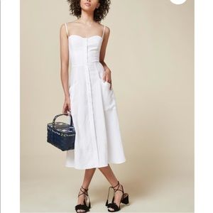 Reformation Canon dress. White linen dress.